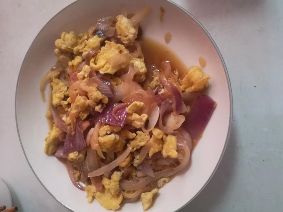 洋葱炒鸡蛋