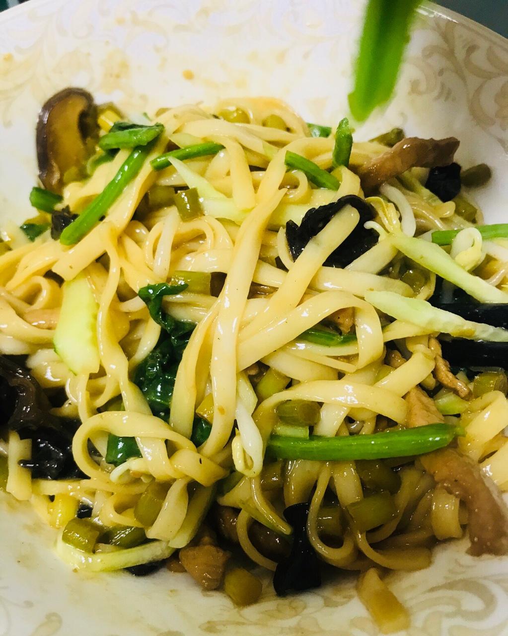 炸酱面