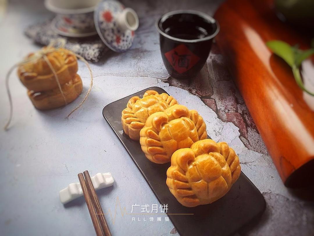广式月饼～大闸蟹月饼