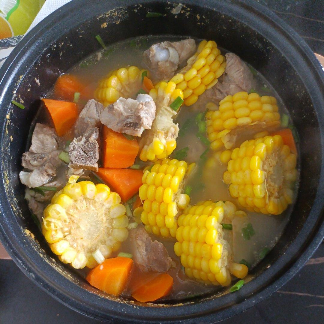 玉米排骨汤