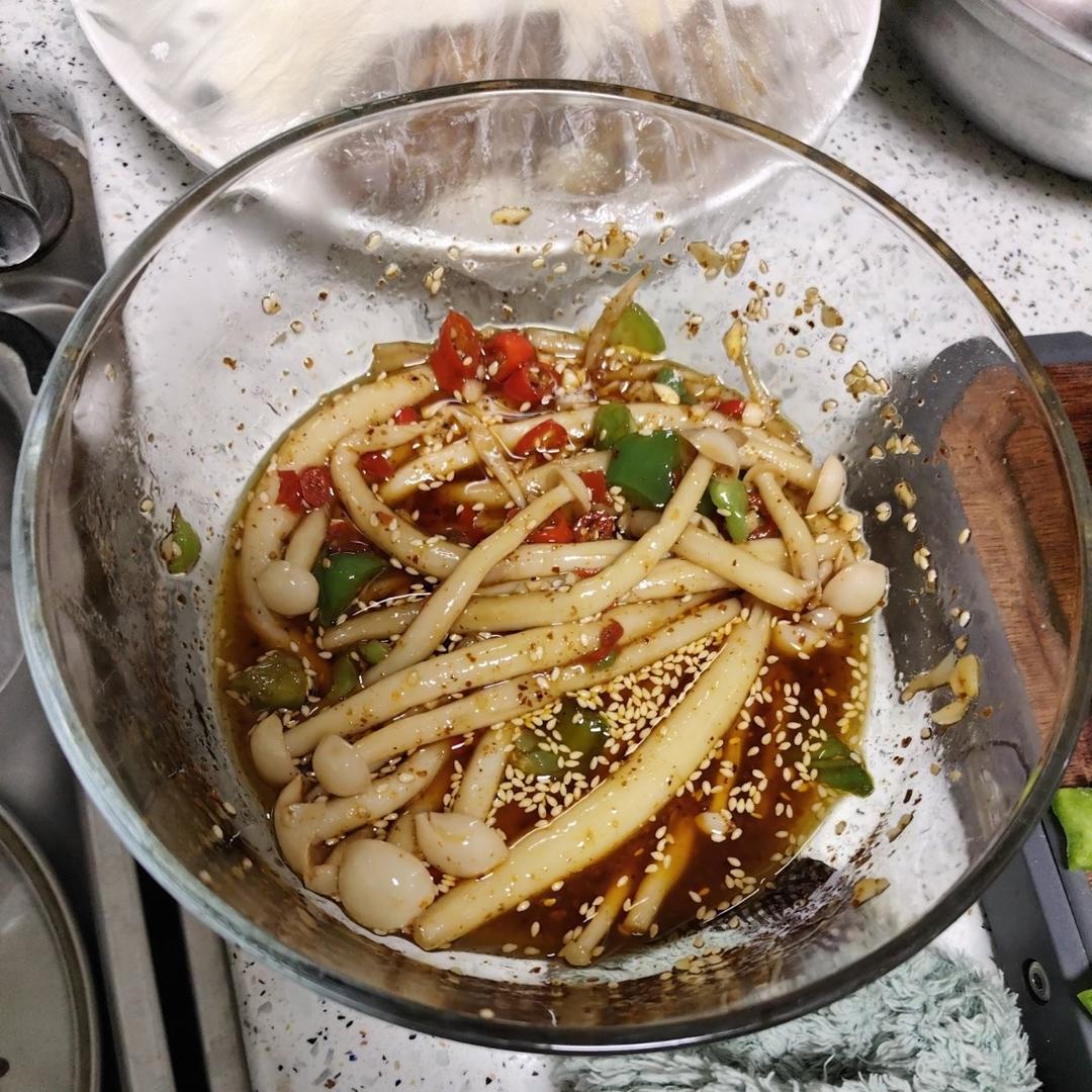 海鲜菇怎么吃，香辣入味，超级鲜美