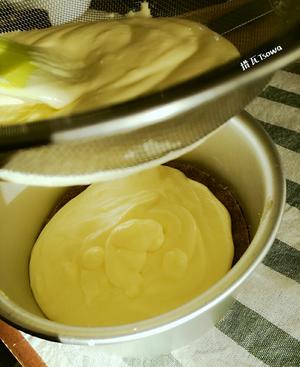 焦糖藏式酸奶芒果蛋糕的做法 步骤4