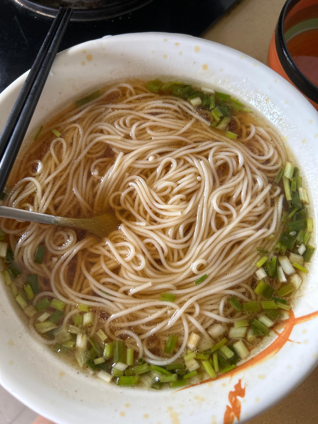 超简单的10分钟做好-热汤面