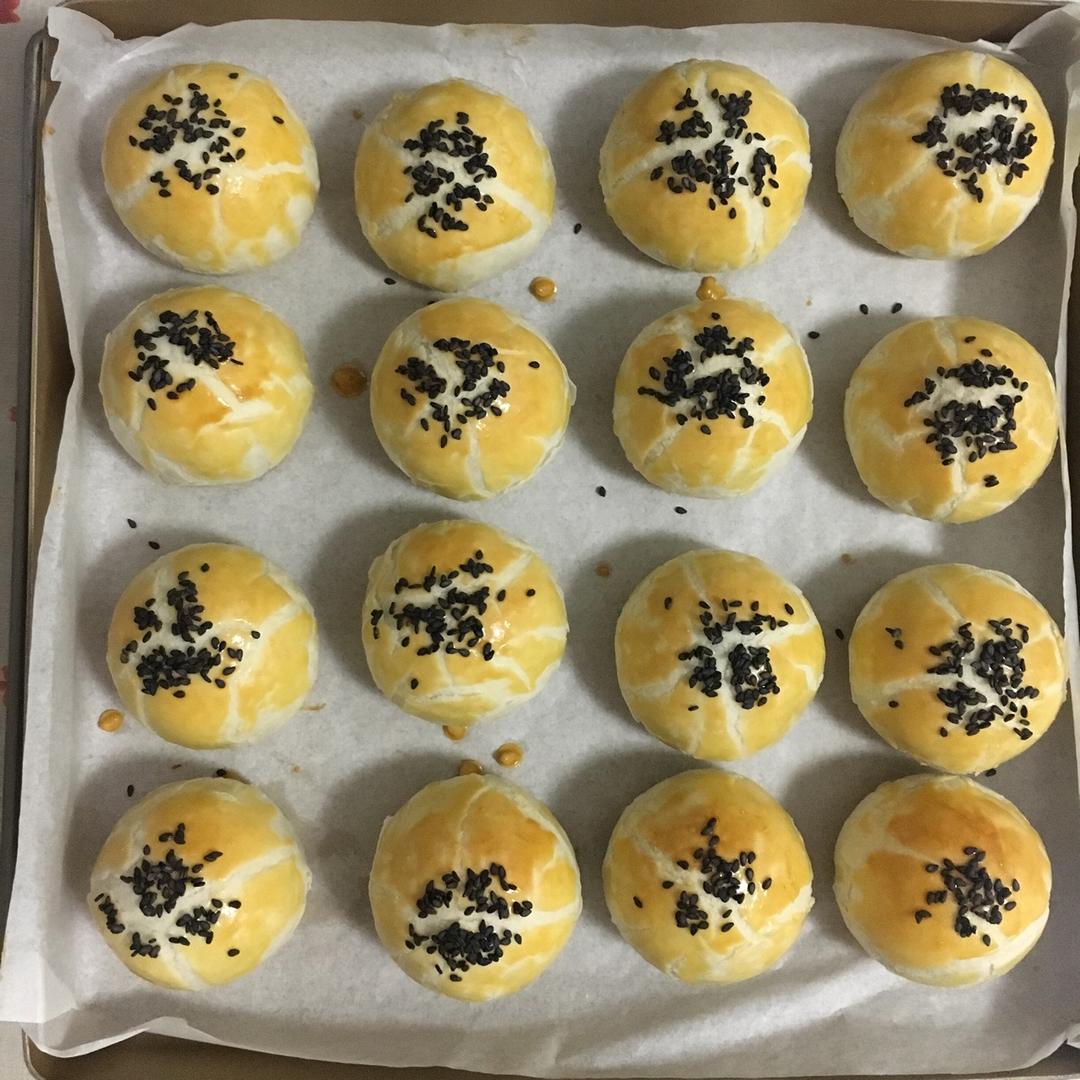 蛋黄酥