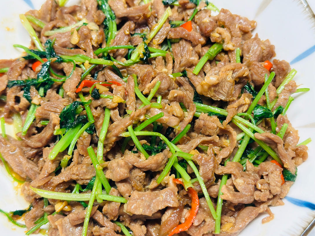 香菜牛肉丝（下饭神器）