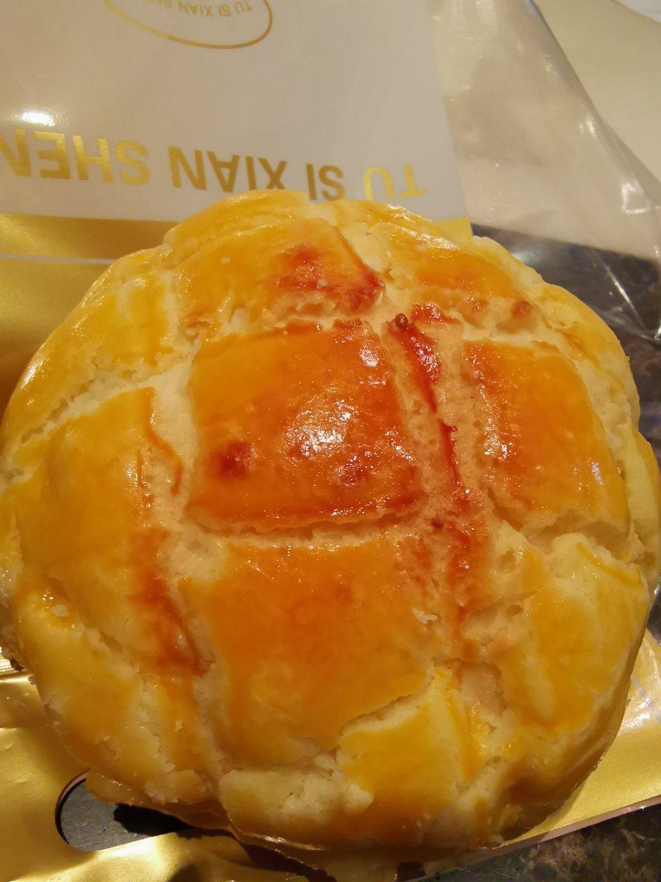 好吃到炸裂的港式菠萝包（附带制作酥皮的小视频）