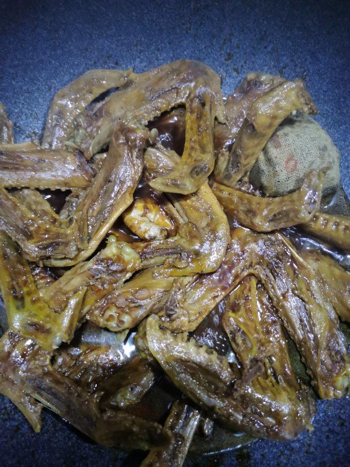 堂妈教你做卤鸭翅