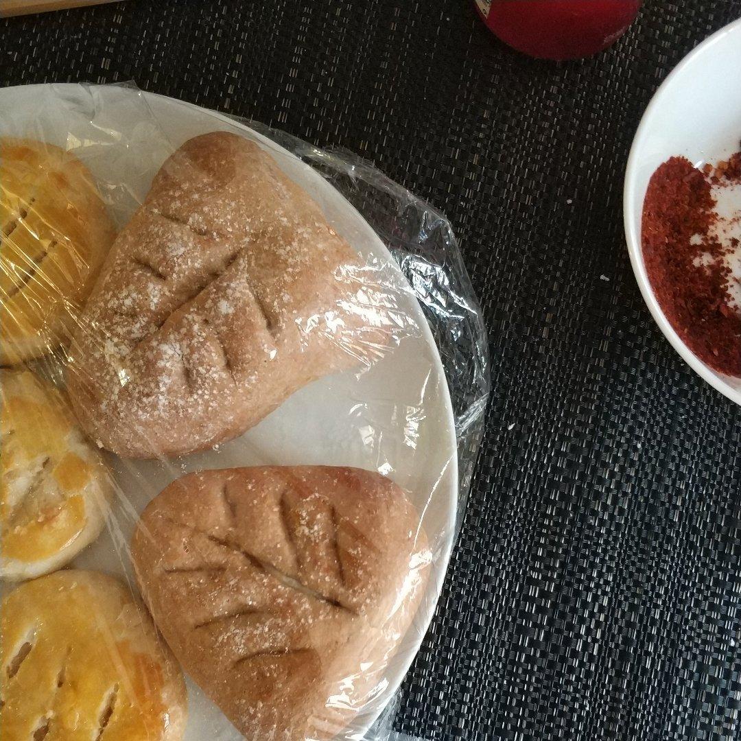 芋泥椰浆麻薯软欧包