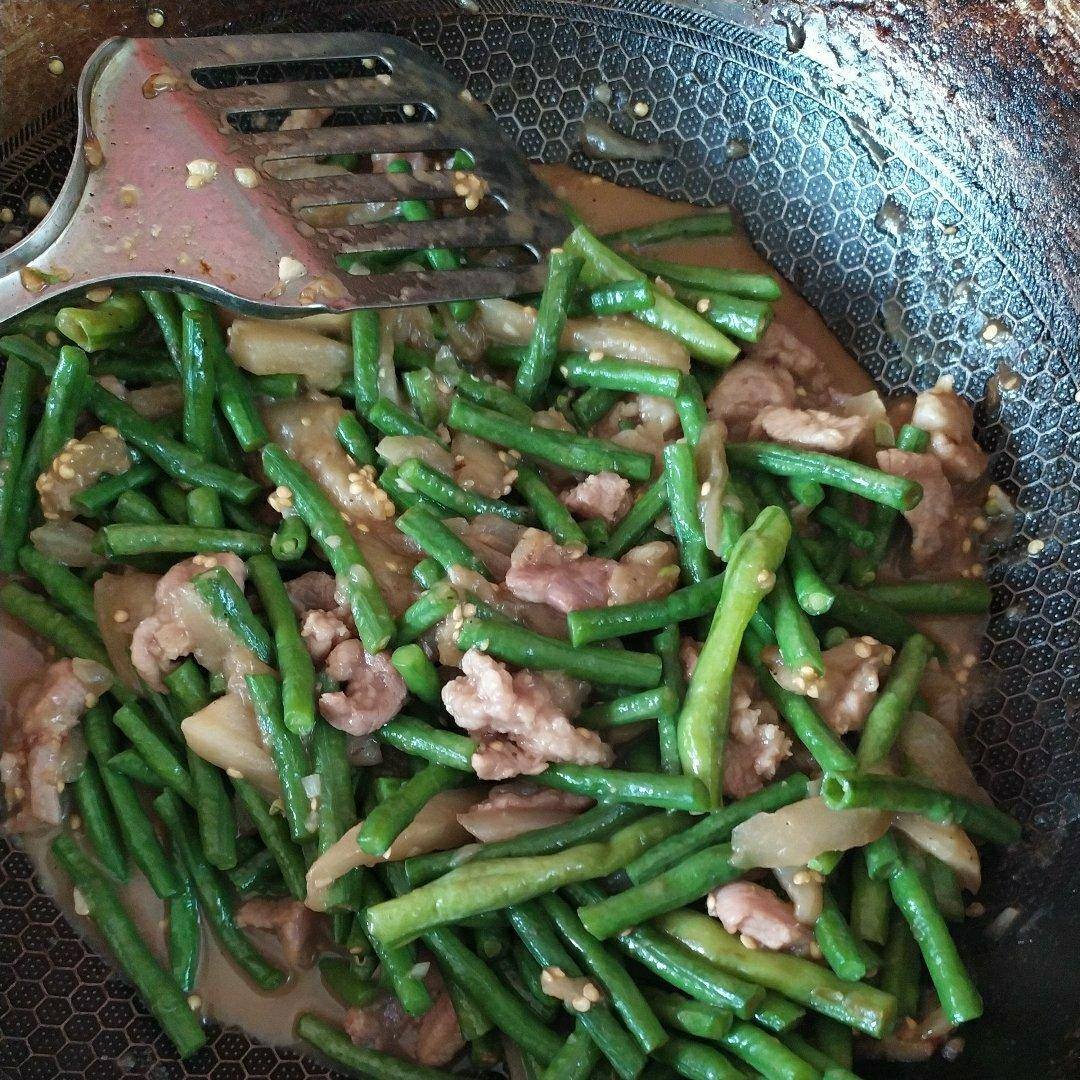 肉末烧豆角茄子