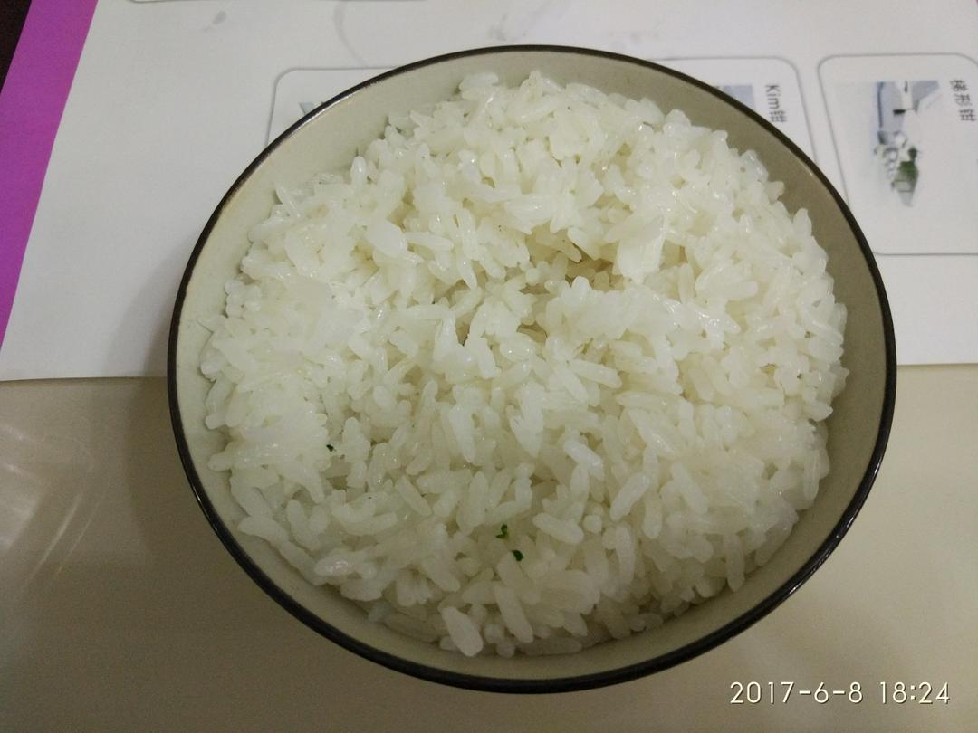 一个人的蒸米饭