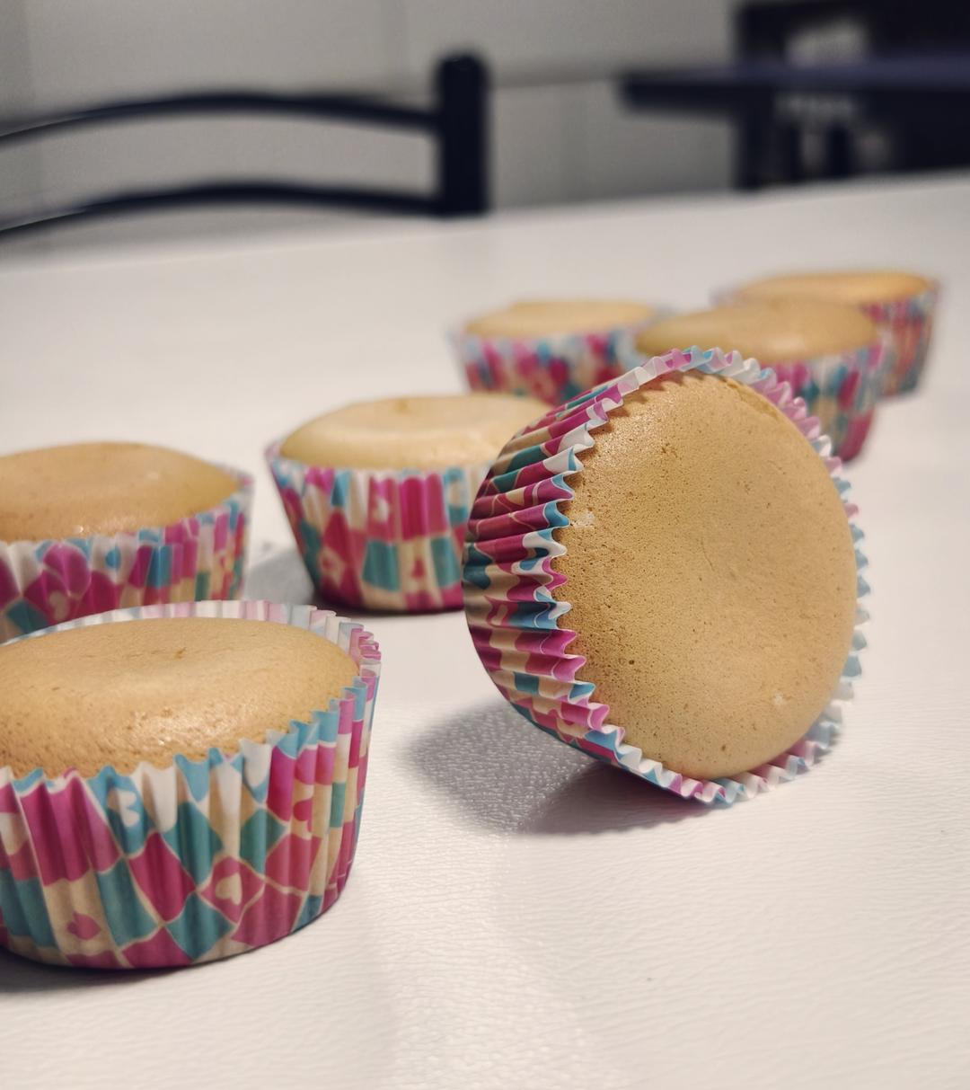 不塌不皱的光滑圆润版纸杯戚风（内含减糖版宝宝可吃）