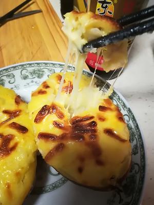 美味的芝士奶油焗红薯的做法 步骤6