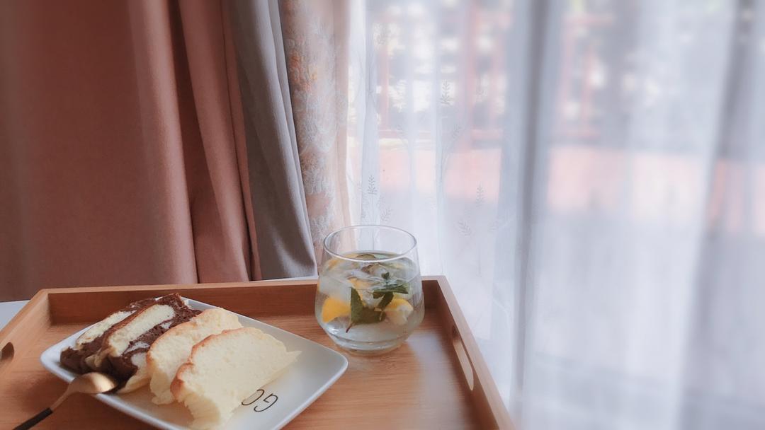 下厨房我为啥不能上传作品，只能是菜谱和故事，好烦