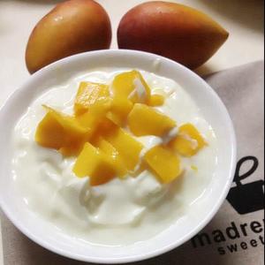 芒果椰味酸奶的做法 步骤1