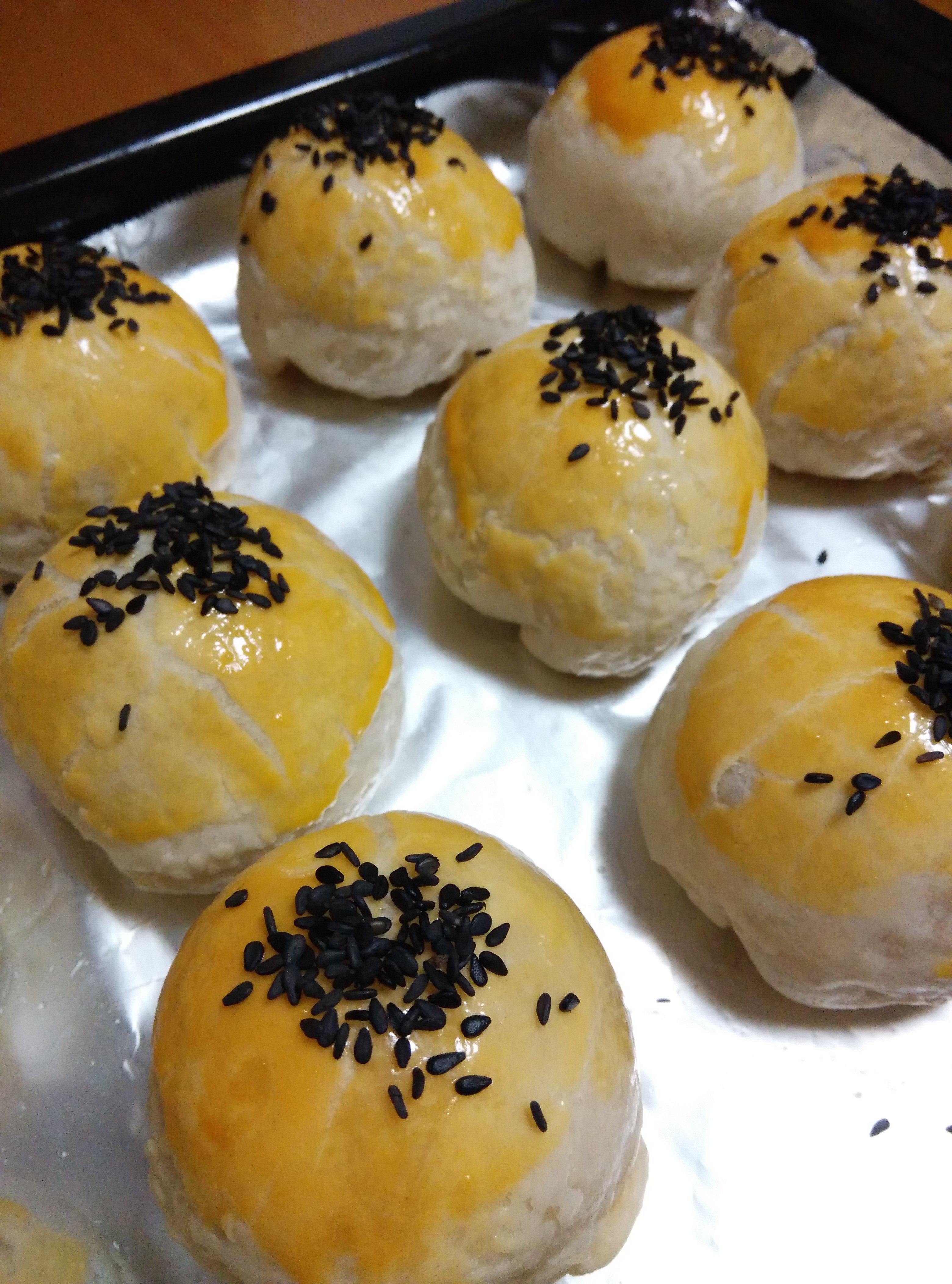 七个耳洞nm做的莲蓉酥