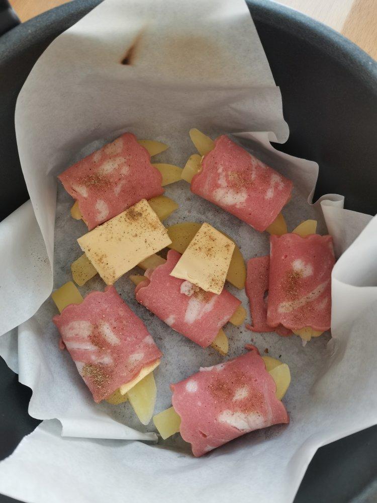 十分钟就能搞定的美食～培根土豆卷