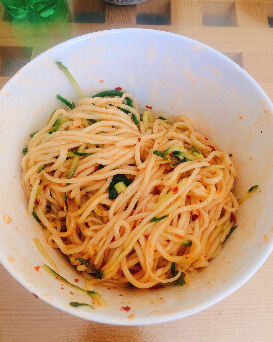 黄磊老师同款雪碧拌面