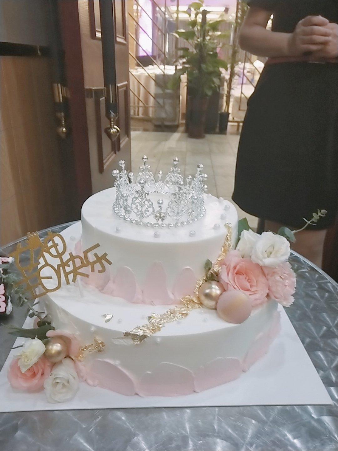 简约裱花蛋糕