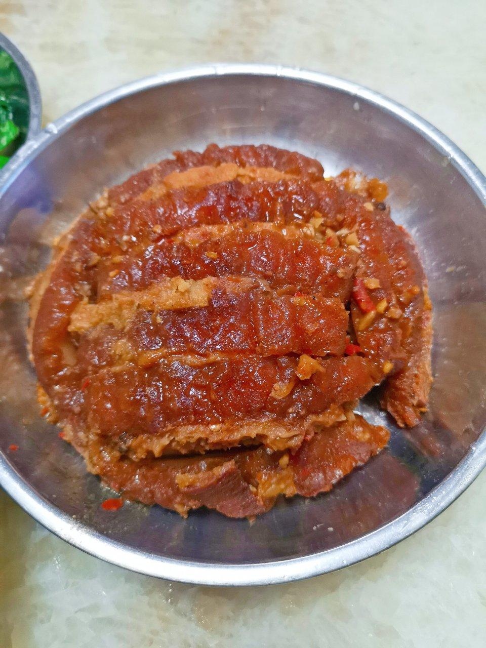 有钱去旅游做的梅菜扣肉