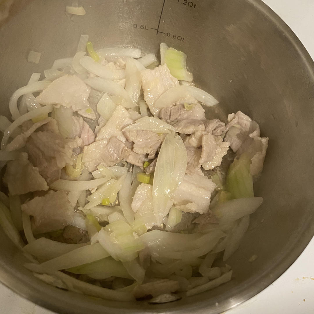 嫩豆腐锅 ｜ 白钟元的料理秘笈
