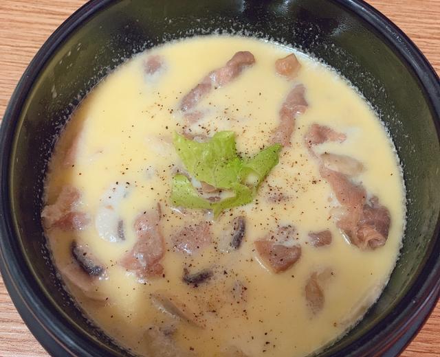 生酮炸弹-奶油蘑菇汤的做法
