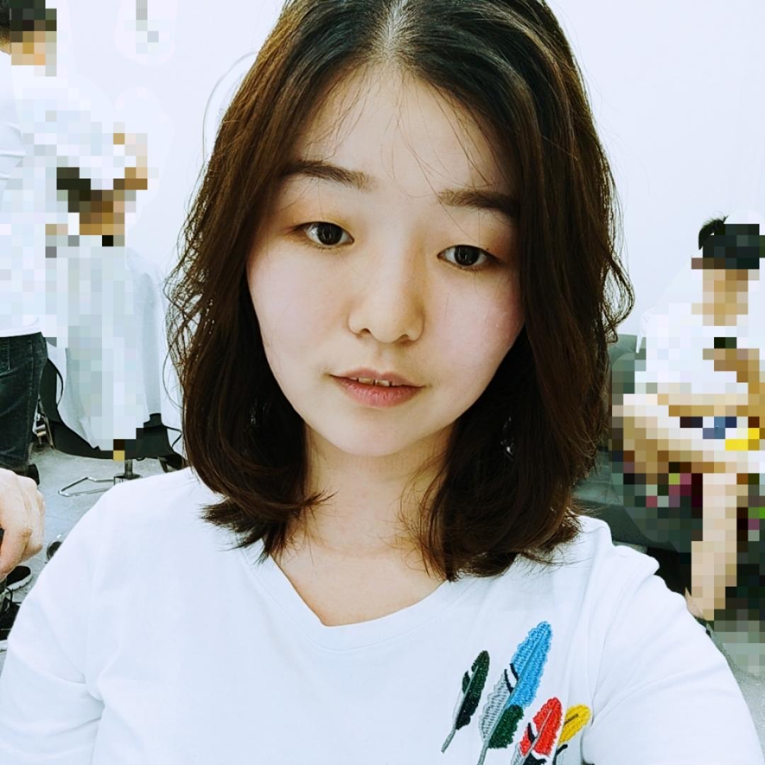 小吃货YA