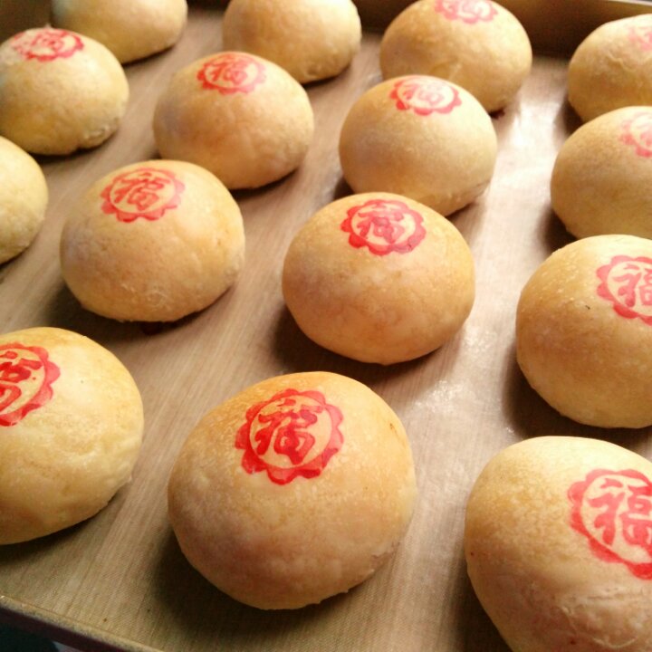 泳式鲜肉榨菜月饼