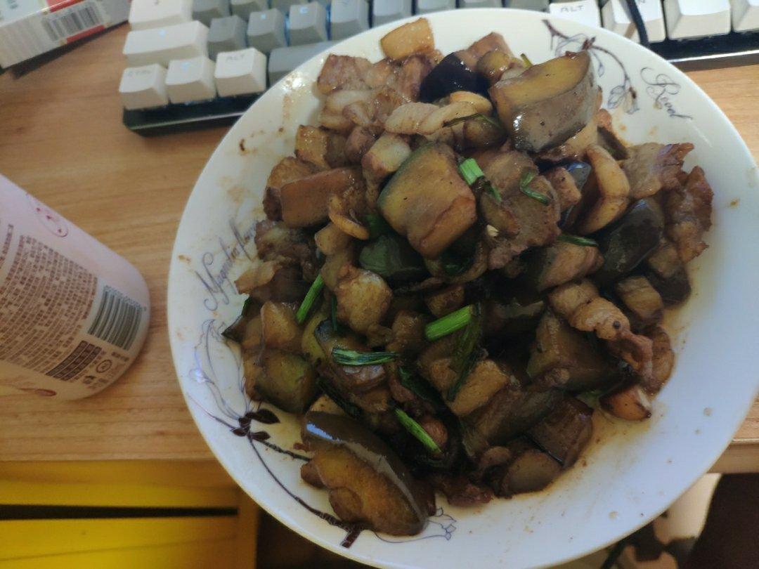 茄子块炒肉