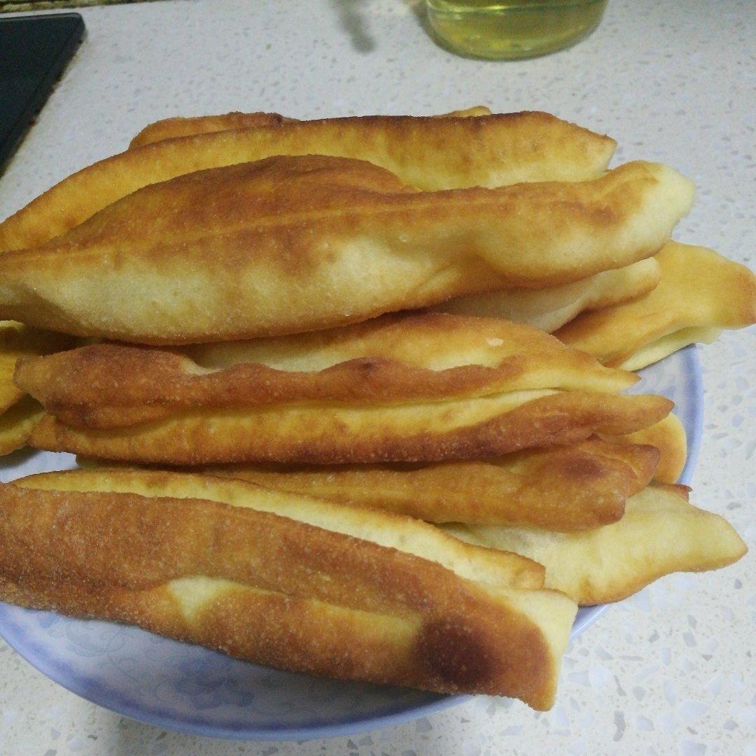 酥软小油条（早餐）