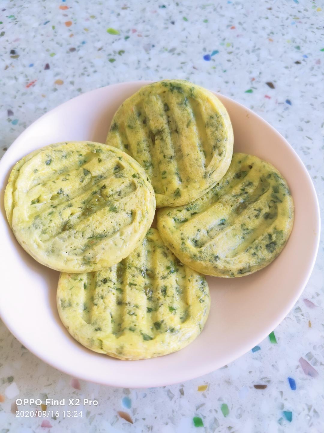 8个月以上辅食–裙带菜虾皮花生酱夹心饼的做法