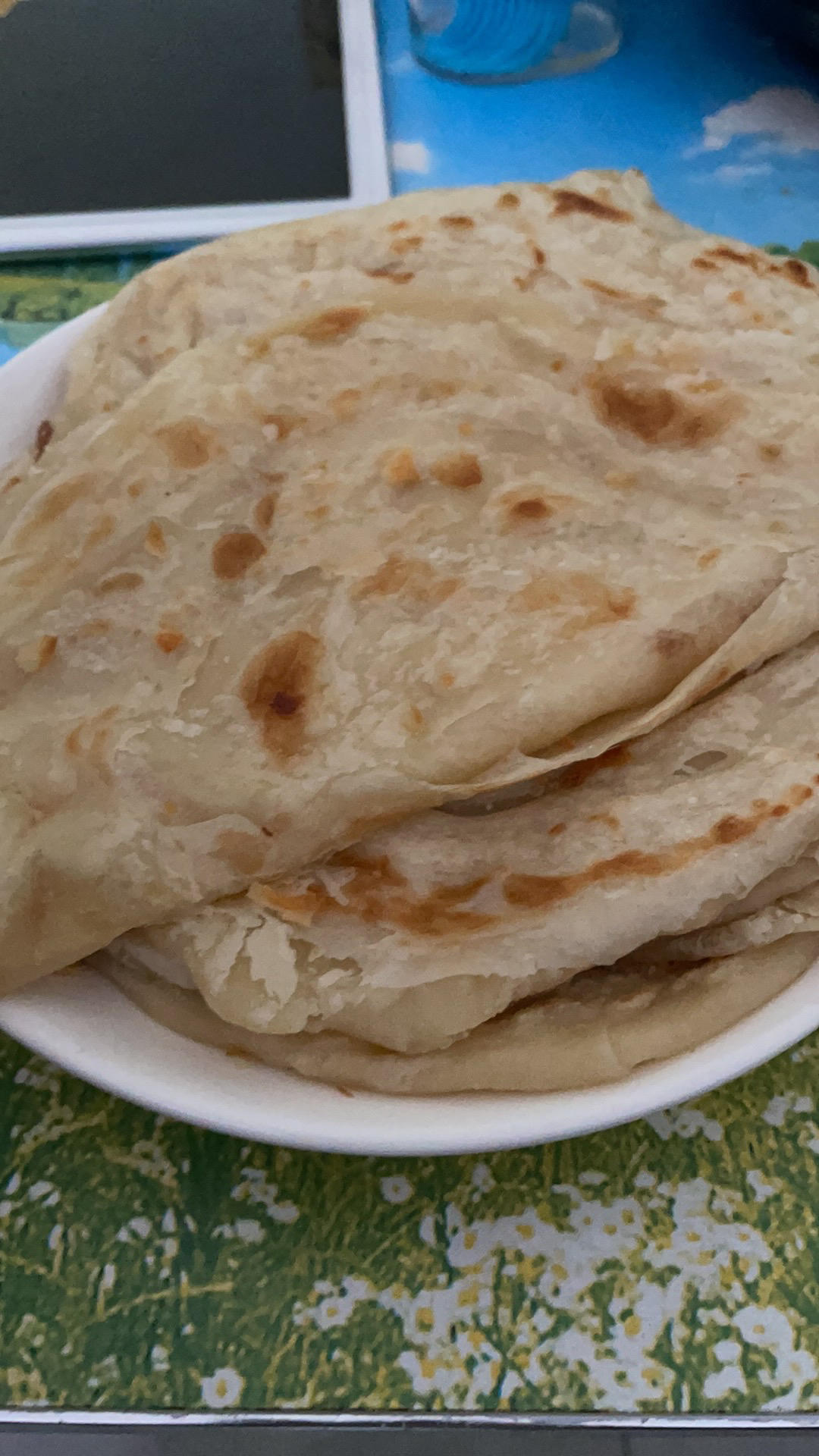 烙饼不硬的小窍门 掌握了你也能看出柔软多层凉了不硬的小油饼