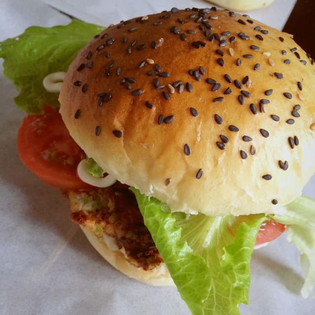 自制营养肉饼汉堡包