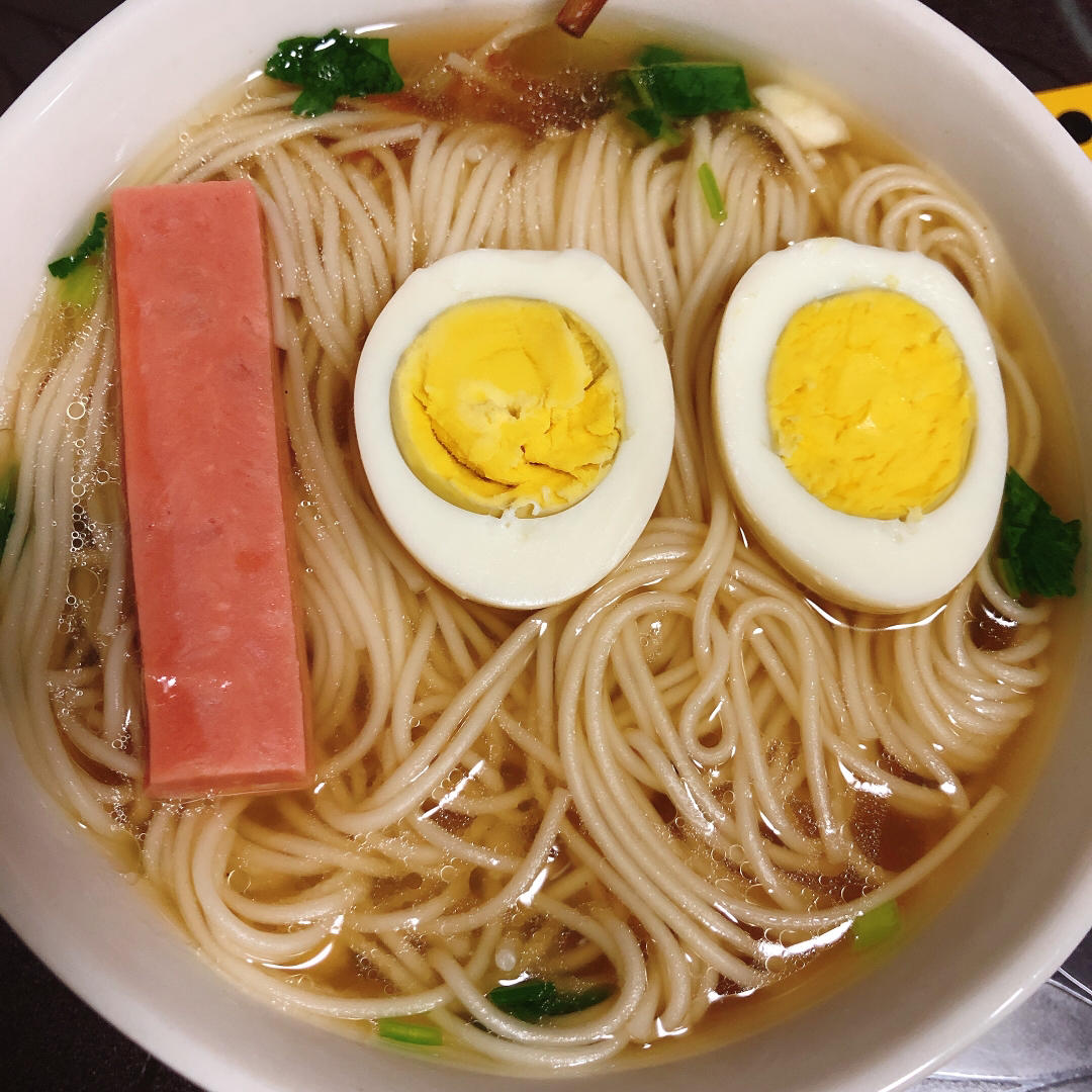 一碗热汤面