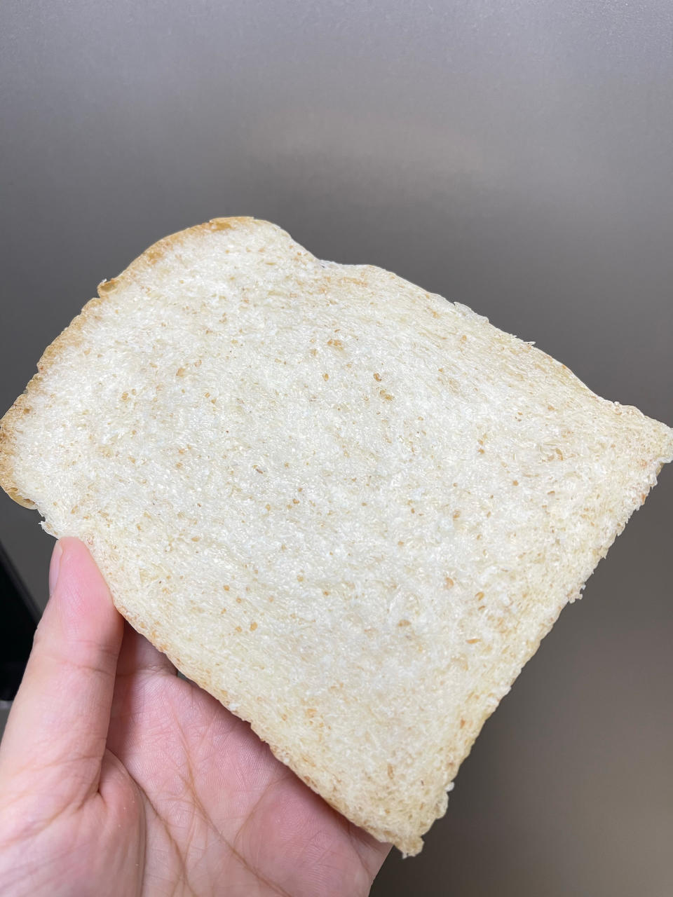 第三天依然柔软的粗全麦吐司