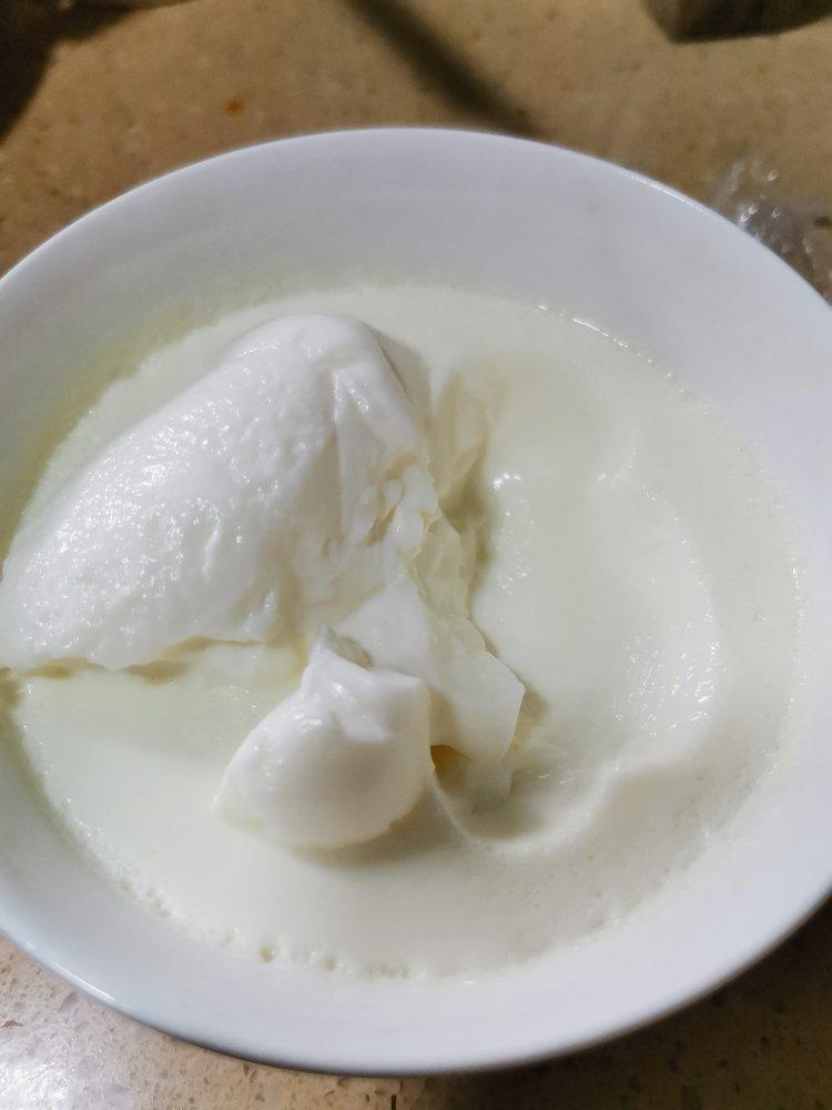 奶香十足没有双皮的假双皮奶（消耗蛋清淡奶油）生酮奶冻