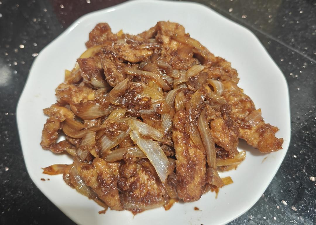 10分钟出锅的【猪肉生姜烧】，软嫩多汁能下饭！