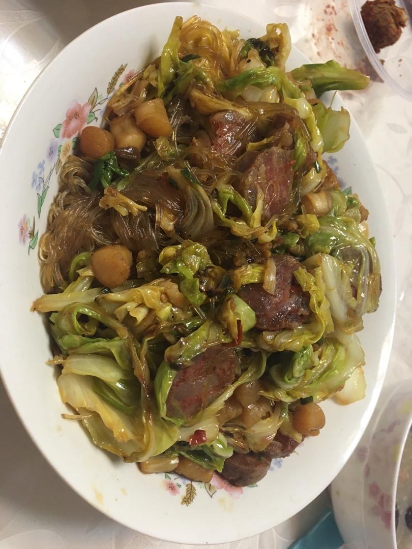 包菜虾米炒粉丝