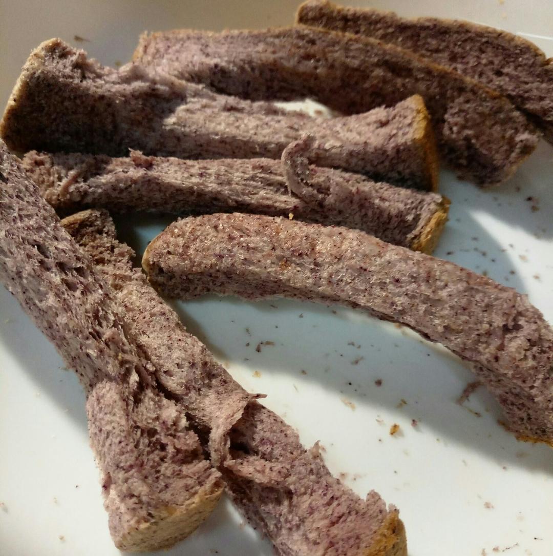 陈芳婷做的微波炉面包干