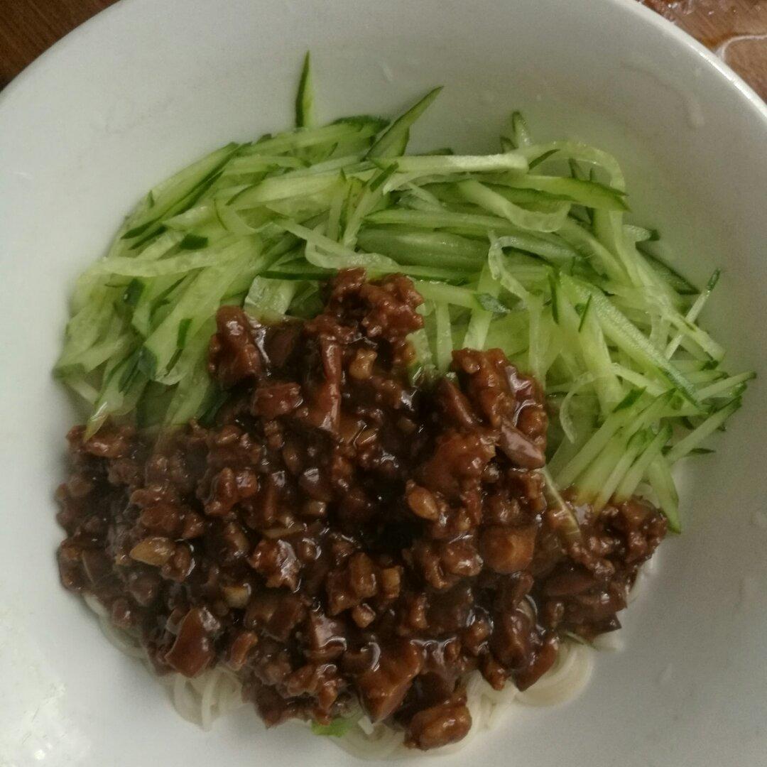 炸酱面