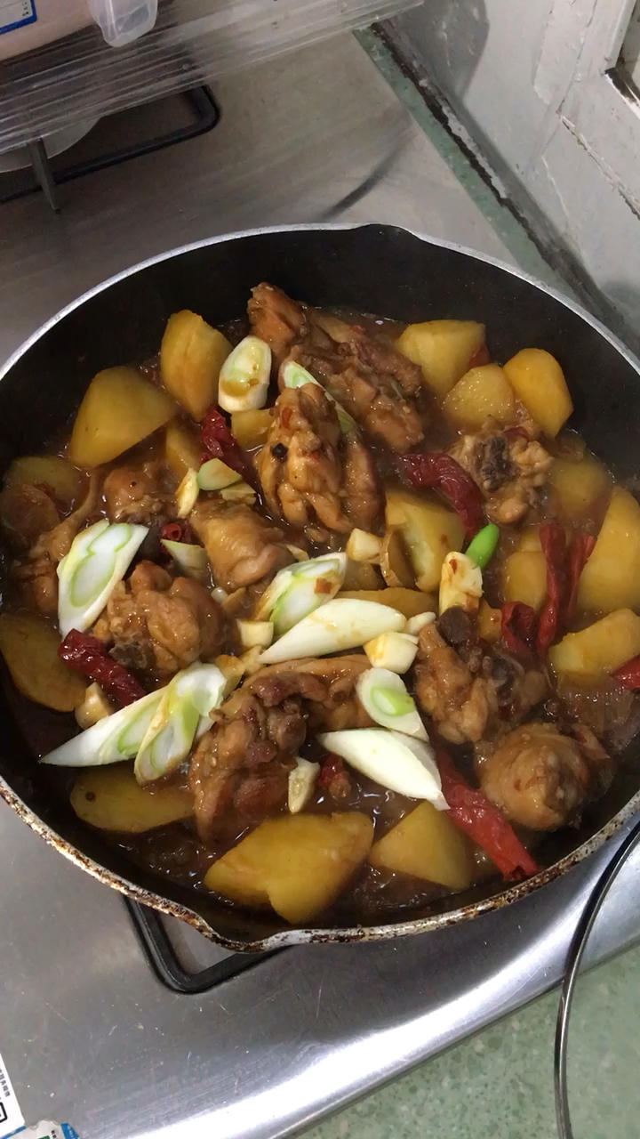 正宗大盘鸡（老饭骨作业版）