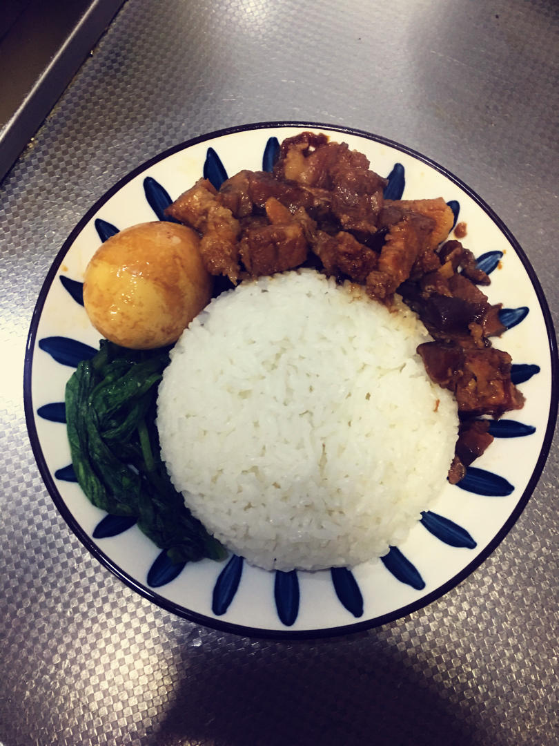 台式卤肉饭
