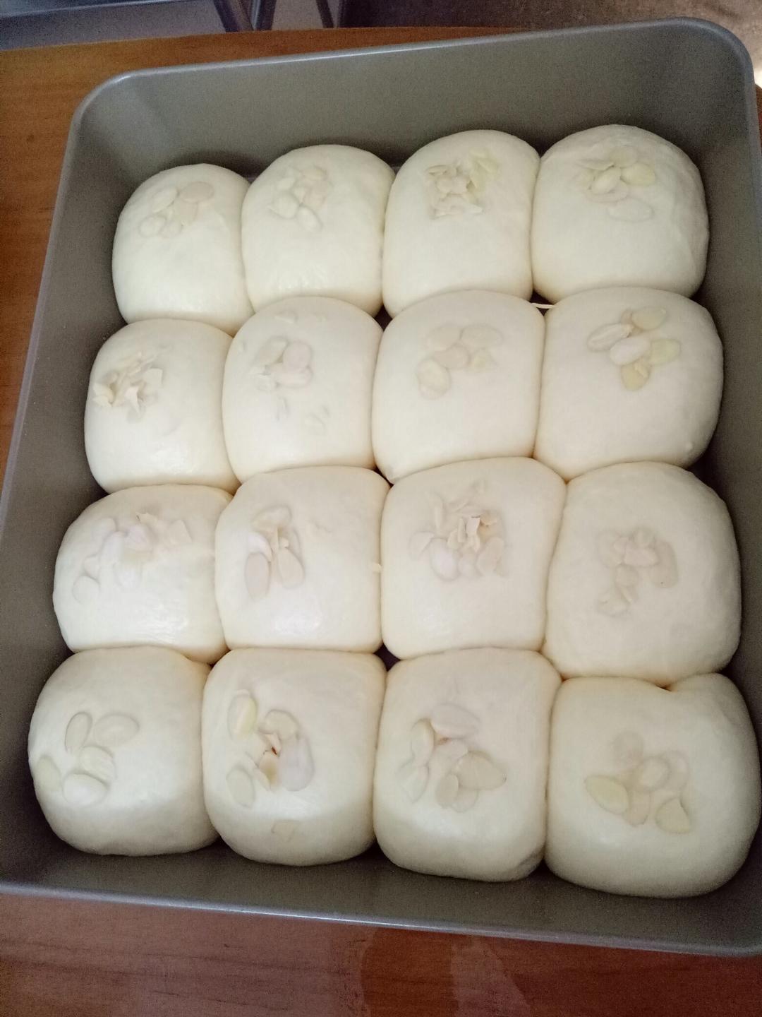 养乐多奶油小面包