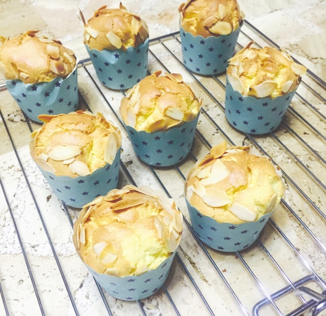 蛋香十足の海绵杯子蛋糕，伴手礼好选择。