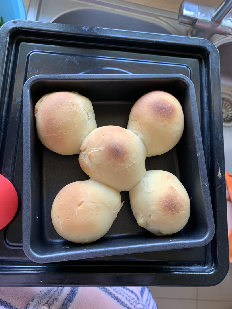 好吃到爆的黑米奶香面包