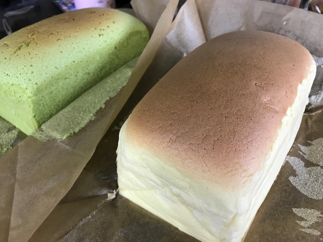 堪比柯基屁股
爆浆芝士🧀古早蛋糕
