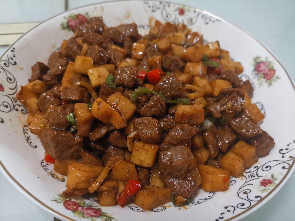 家常菜~杏鲍菇烧牛肉粒