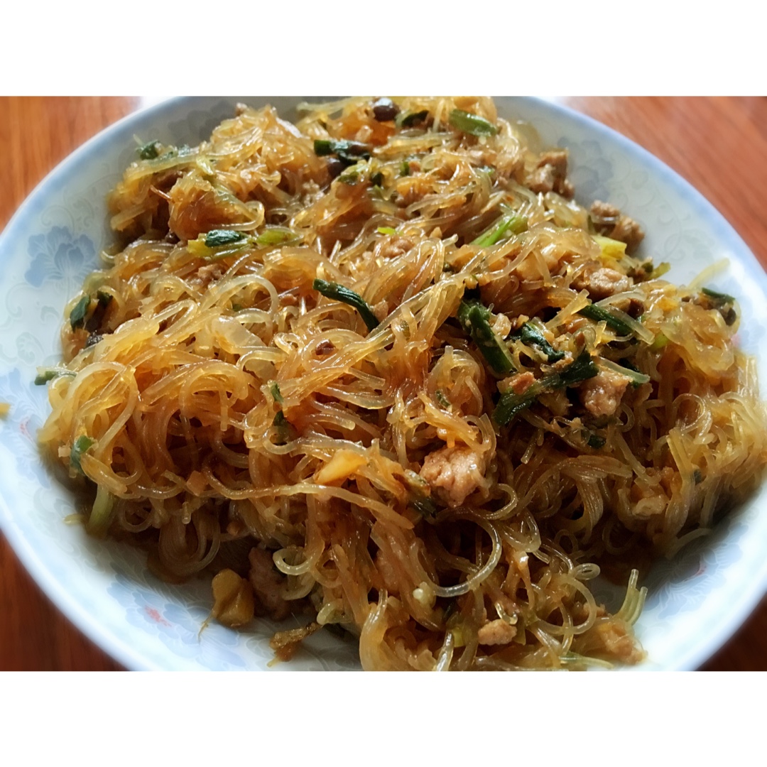 蚂蚁上树