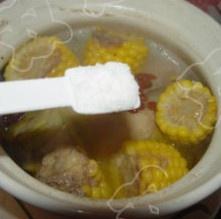 玉米大枣鸡汤的做法 步骤9