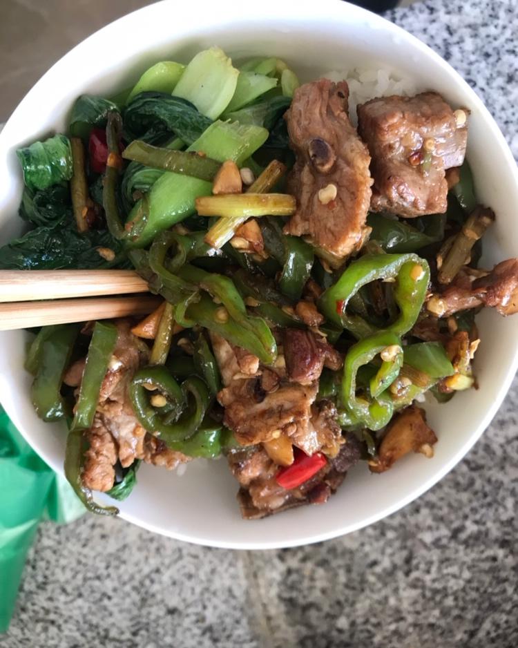 董太的私房菜--辣椒炒排骨