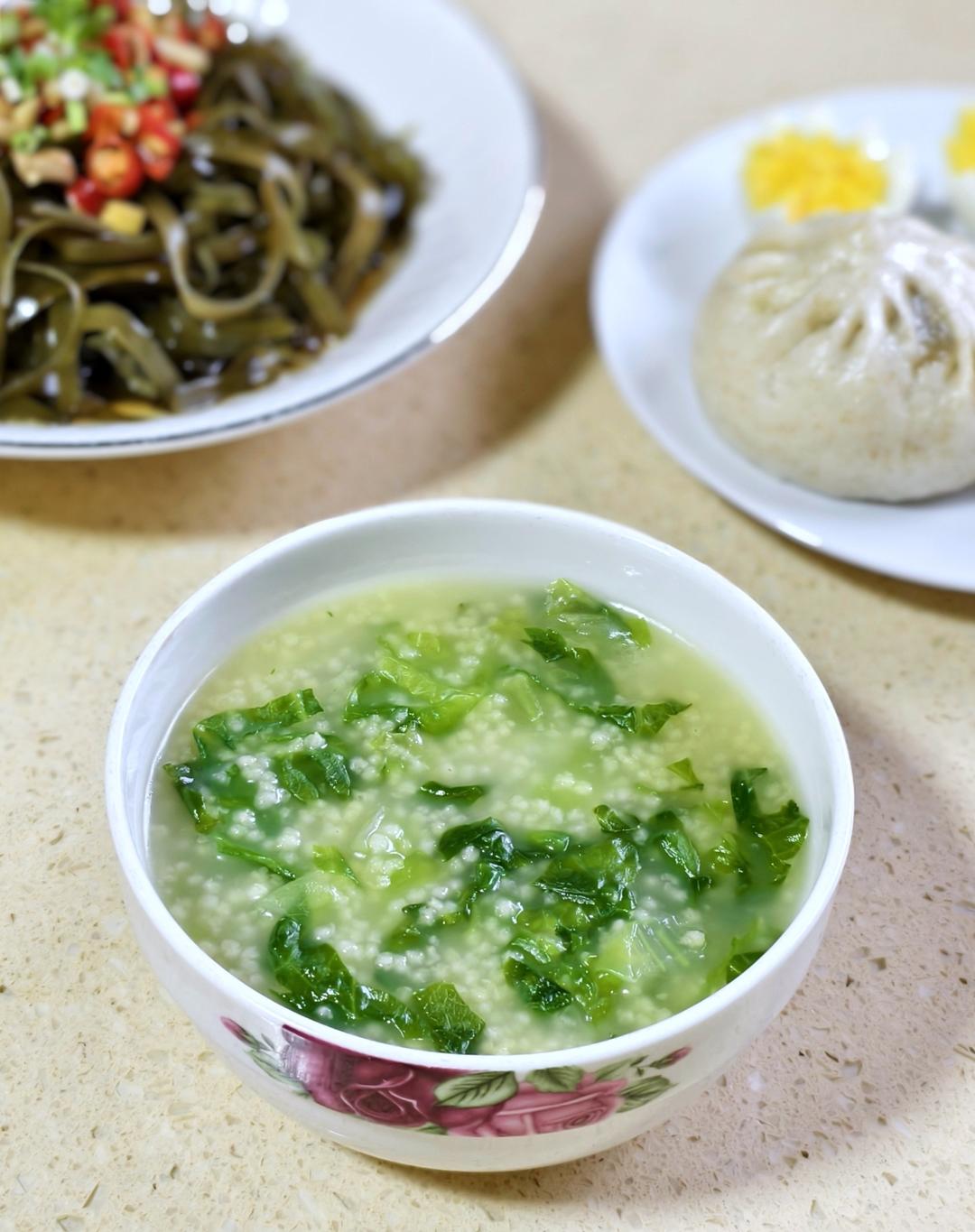 小米东寒蔬菜粥